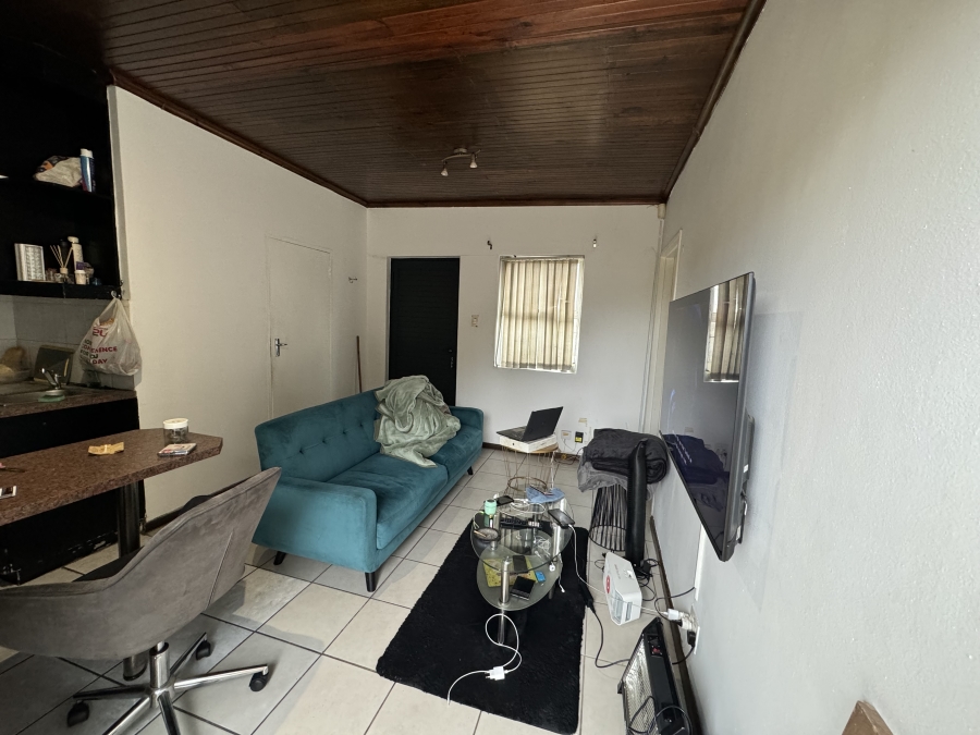 5 Bedroom Property for Sale in Table View Western Cape